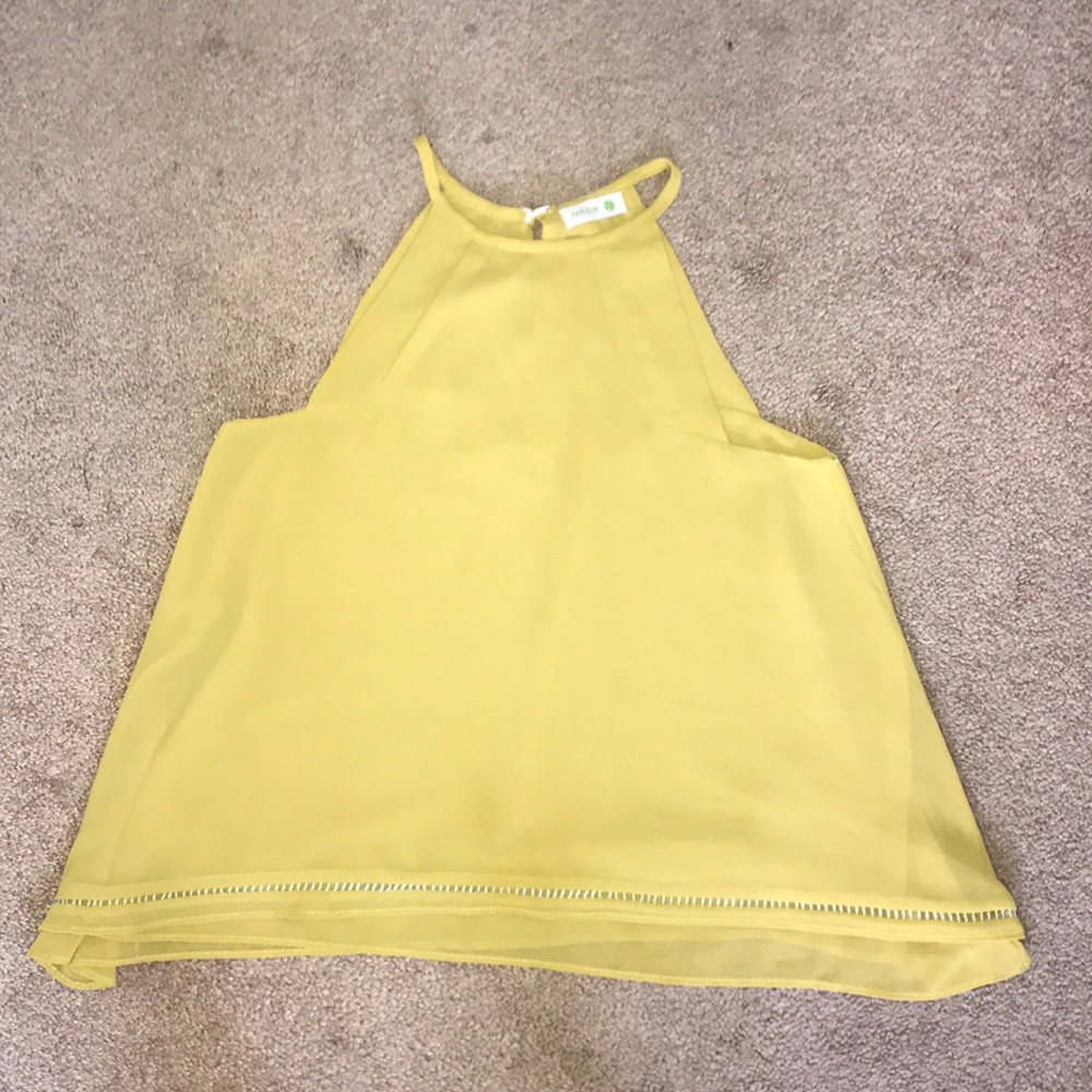 Yellow tops